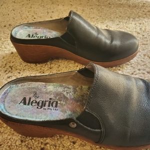 Alegria Black Clogs